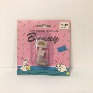 vintage 1992 beachwood ltd hand painted porcelain bunny miniature figure 2 inch